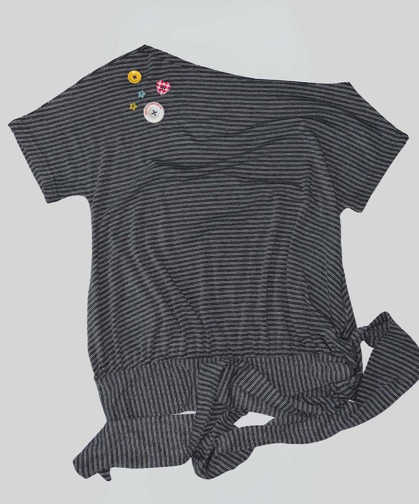 SCULPTOR Off-Shoulder Button Tee Melange Gray