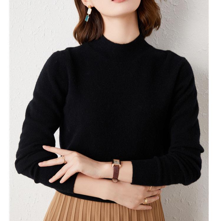 2024 Autumn/Winter Loose Plus Size Women's Knit Sweater with Half-High Collar