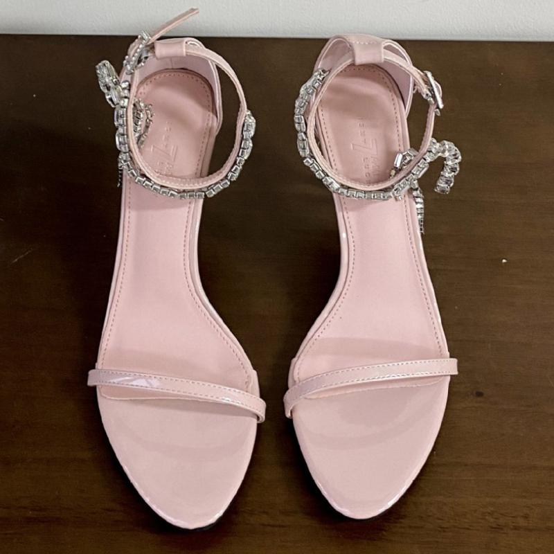 Fashion Luxury Rhinestone Pointed Toe Buckle High Heeled Sandals Women High Quality Crystal Ankle Strap Slide Sandals Banquet Dress Shoe
