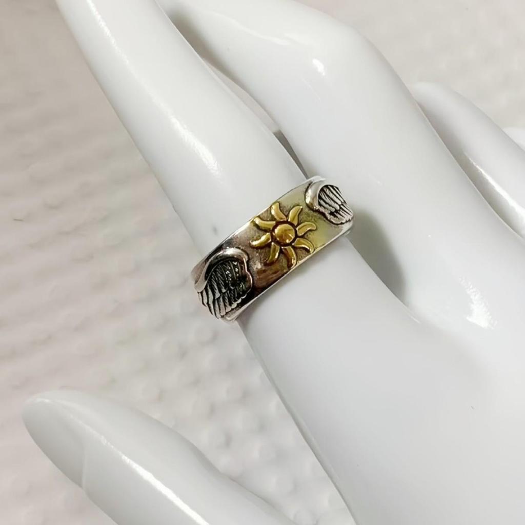 Elegant Adjustable Sun Ring with Wings for Men and Women - Personalized Retro Jewelry