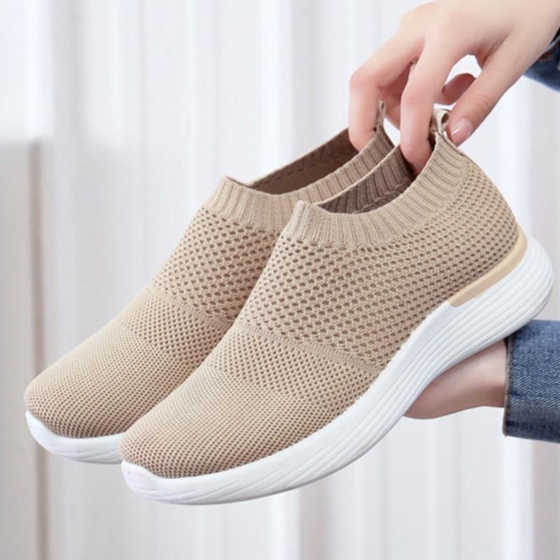 Fashion Crestar Women Casual Sports Shoes Outdoor Slip On Lightweight Runing Shoes Breathable Hollowing Mesh Sneakers Leisure Flat Shoes