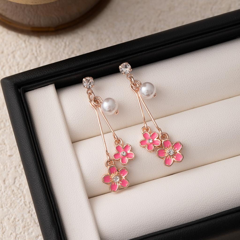 Pearl Pink Cherry Blossom Stud Earrings Femininity Sweet Diamond Earrings Niche Design Cute Small Fresh Earrings