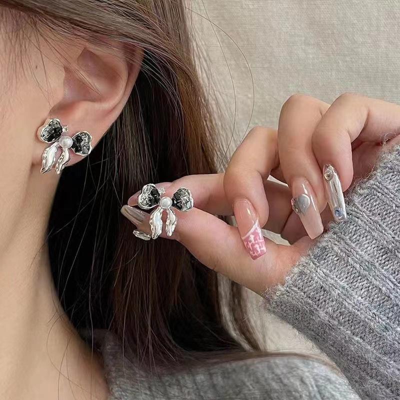 Simple Imitation Pearl Ball Stud Earring Sweet Temperament Earrings For Women Fashion Light Luxury Jewelry Gifts