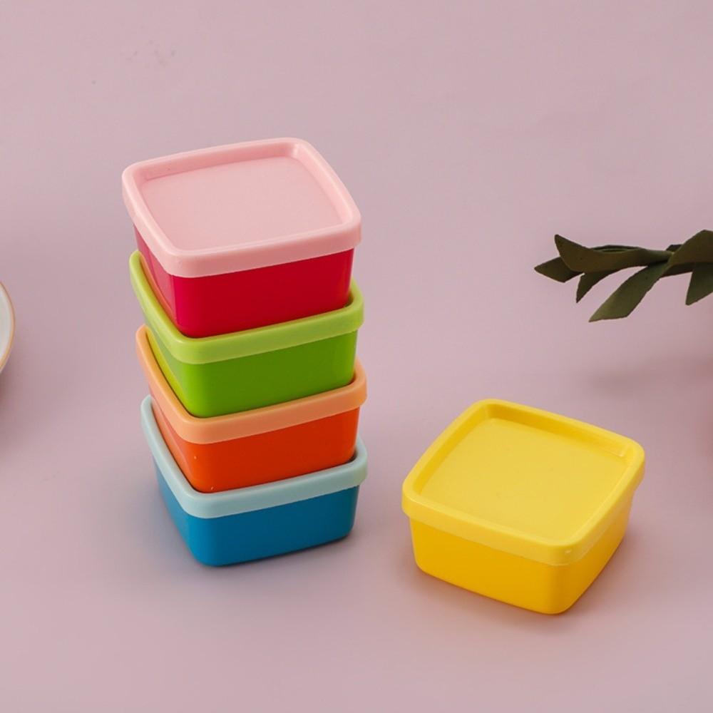 

5Pcs/Set New Mini Lunch Box Heart-shaped Reusable Squeeze Bottle with Lids Plastic Food Container Kitchen Storage