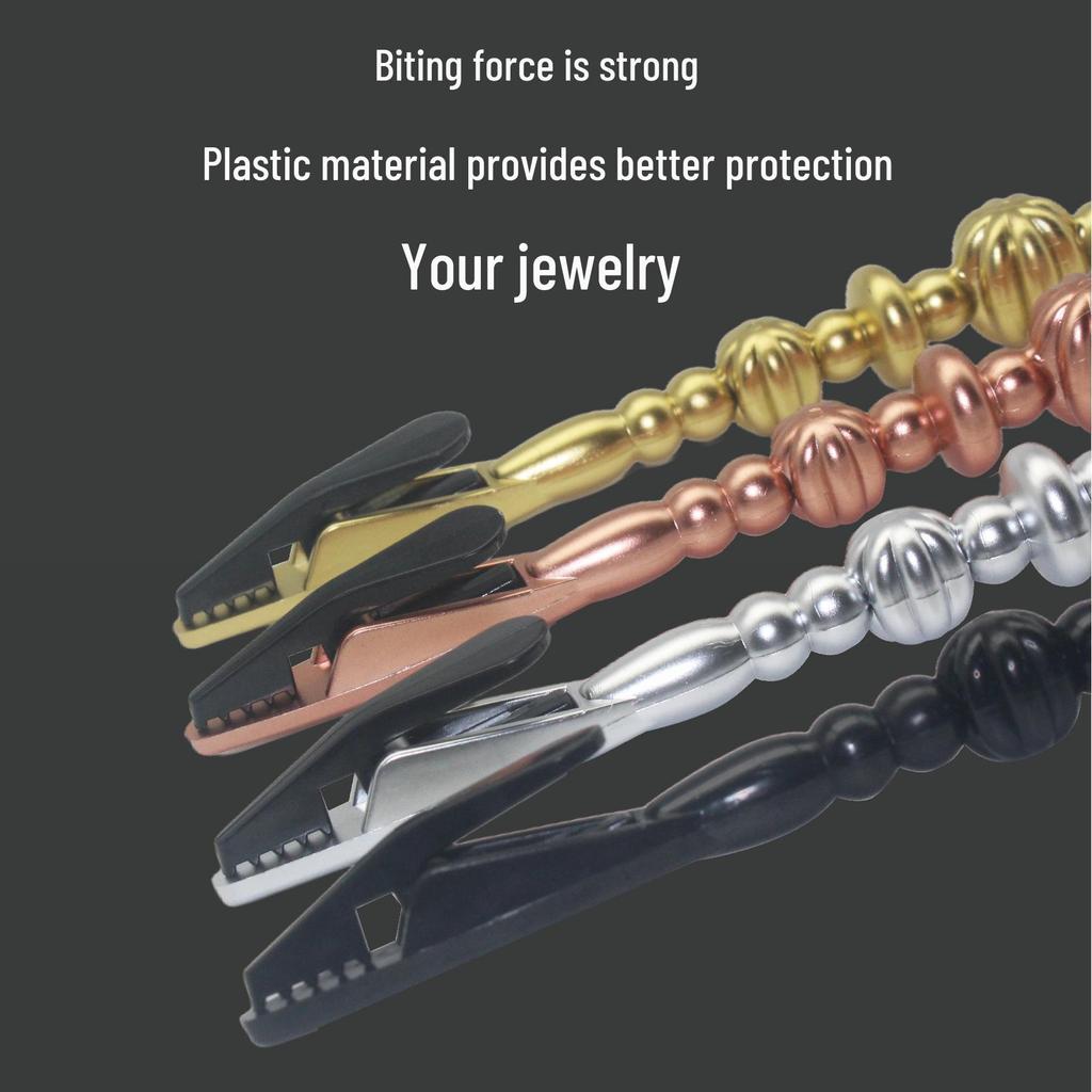 Alligator Clip Bracelet Helper: Jewelry Clasp Aid for Easy Wear