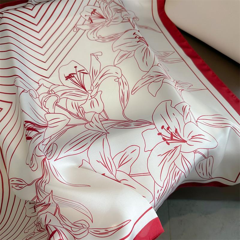 Luxury Print Fashion Square Scarf Women 70*70cm Silk Scarf Neckerchief Hairband Soft Hijab Ribbon Headband Bandana Foulard Gift