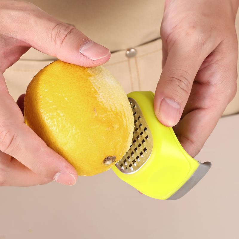 

Stainless Steel 4-In-1 Manual Grater & Slicer - Lemon, Cheese,Garlic, Ginger Shredder,Compact Kitchen Tool For Vegetables 1PC