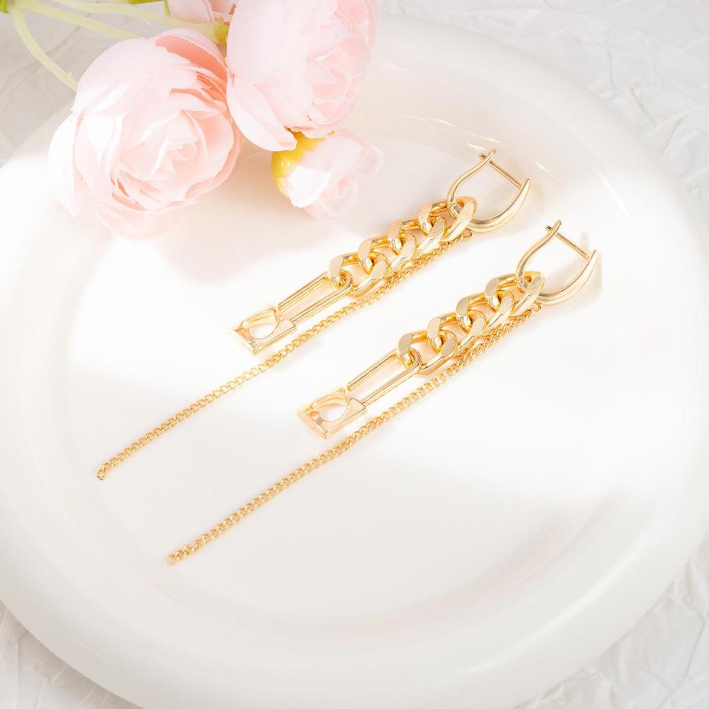 Elegant Retro Tassel Stud Earrings with Long Chain and Unique Design