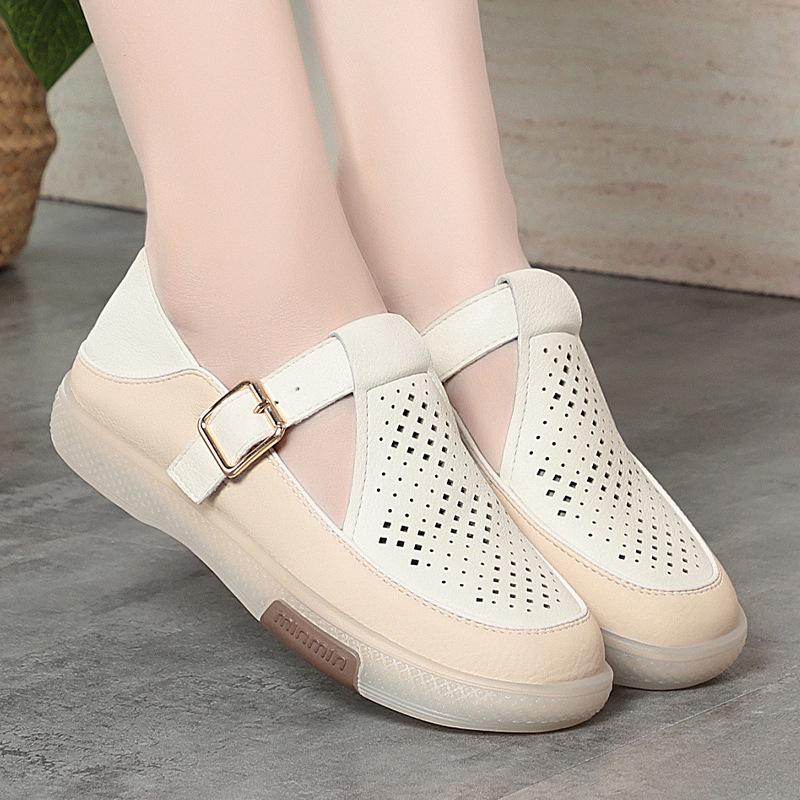 Mom Shoes Comfortable Flat Shoes For Women Hollow Hole Middle-Aged And Elderly Women's Shoes Summer Soft-Soled Leather Shoes