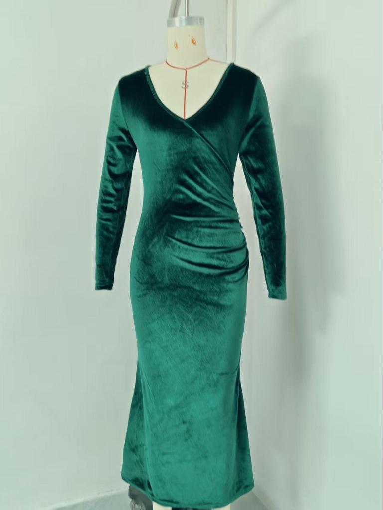 2025 Women's European Velour High Waist Slim Fit Side Slit Skirt for Autumn/Winter