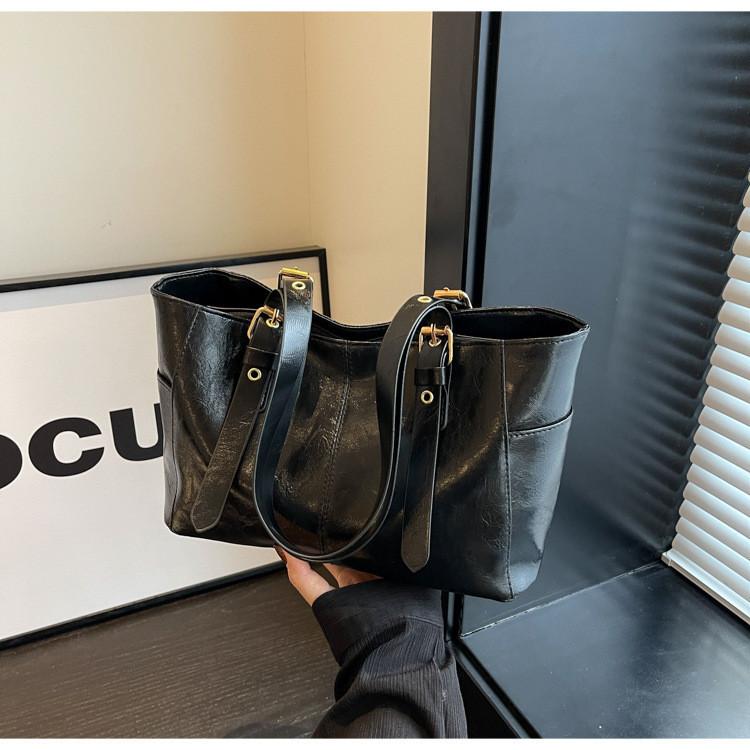 Stylish And Simple Car Stitched Texture Shoulder Bag For Women 2024 Winter New Single Shoulder Handbag