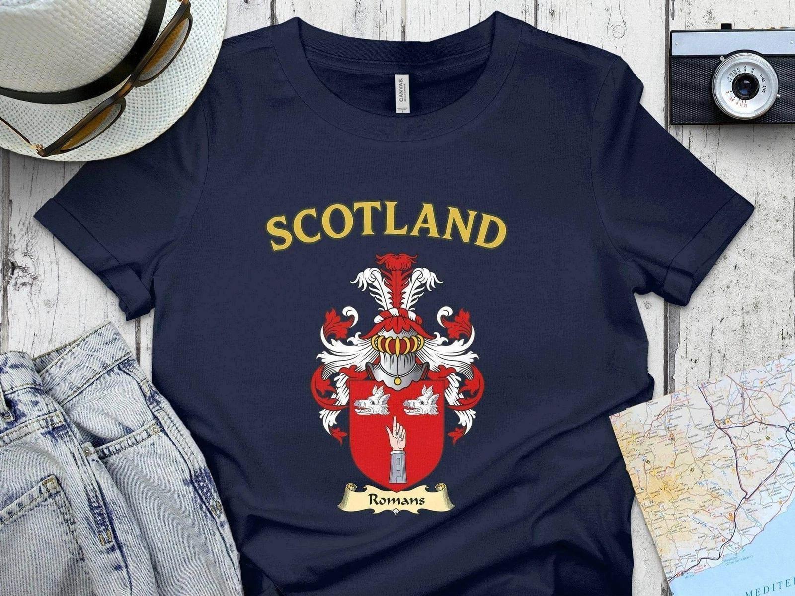 Romans Family Crest Scotland T-Shirt S