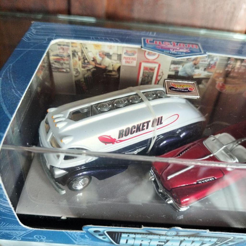 Hot Wheels Designer Dreamz Mini Car Set