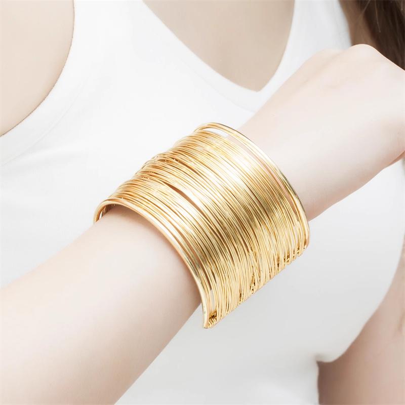 Bracelets Ouverts Multicouches Exagérés Métal Couleur Or Hyperbole Femmes Bracelet Géométrique Joncs Pulseiras Bijoux