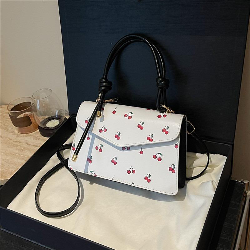 Beautiful Daily Commuting Texture Women's Portable Shoulder Messenger Bag Summer New Versatile Small Square Bag