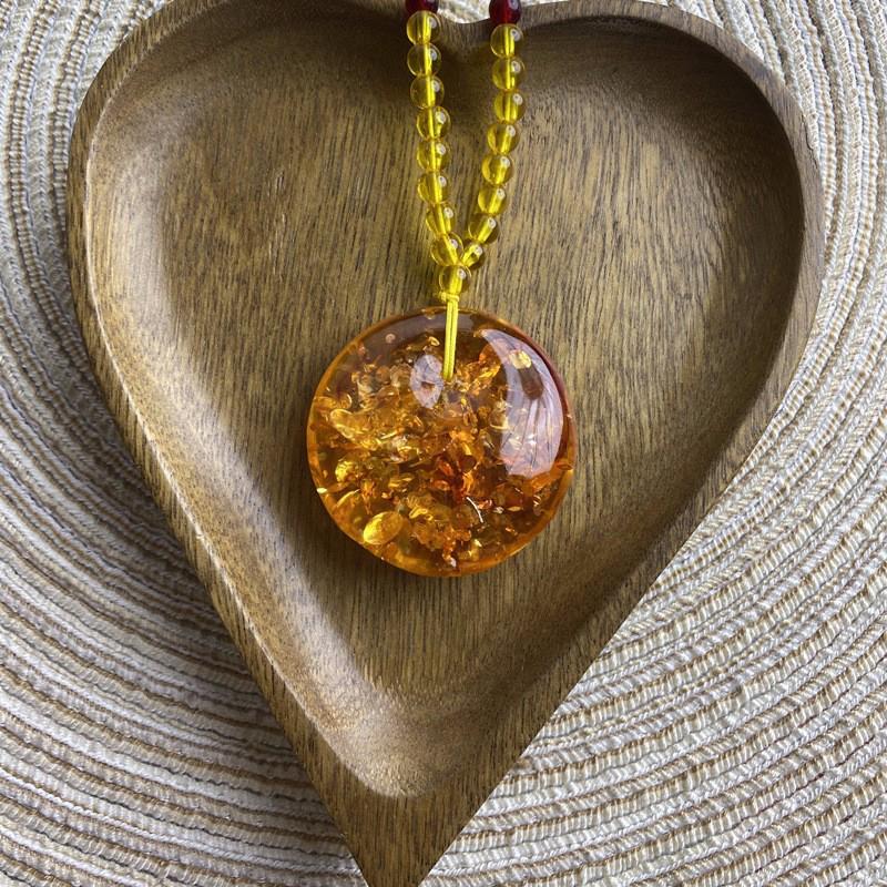 Retro Imitation Amber Necklace For Men And Women Long Pendant Sweater Chain Mother'S Day Gift
