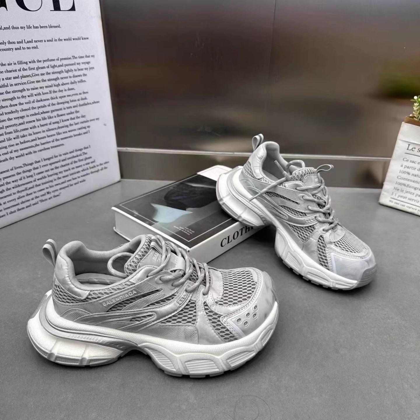 

Мягкая кожа платформа папины кроссовки женские 2025 новая мода универсальные и тонкие повседневные спортивные дышащие сетчатые кроссовки для бега 40 серебряный