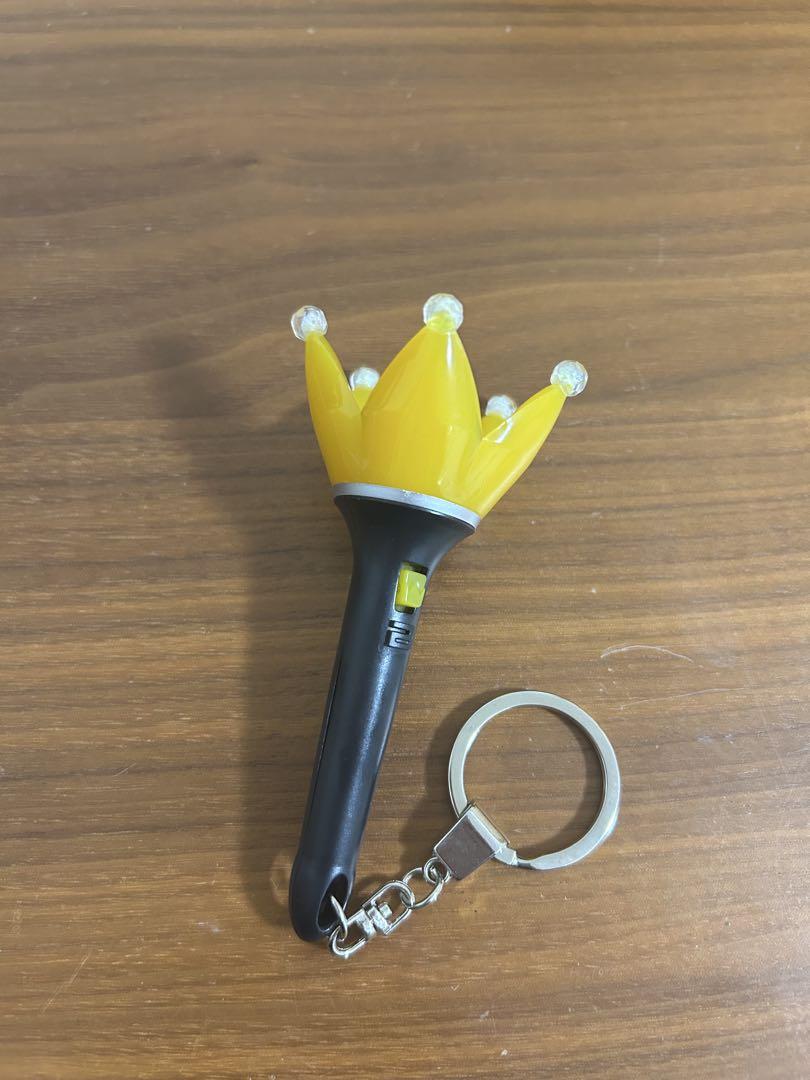 

[USED] BIGBANG Penlight Keychain