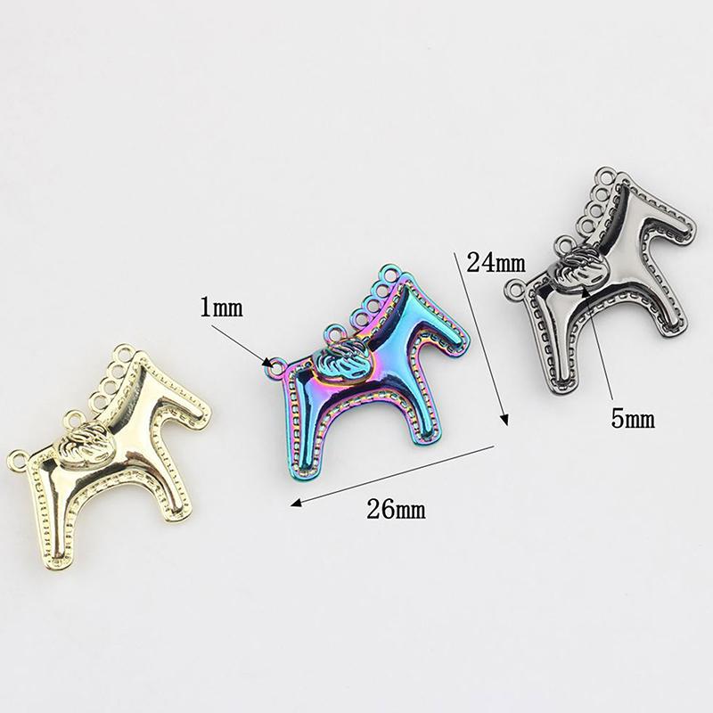 2Pcs Zinc Alloy Painted Rocking Horse Pendant Charms Diy Necklace Bracelet Earrings Accessories