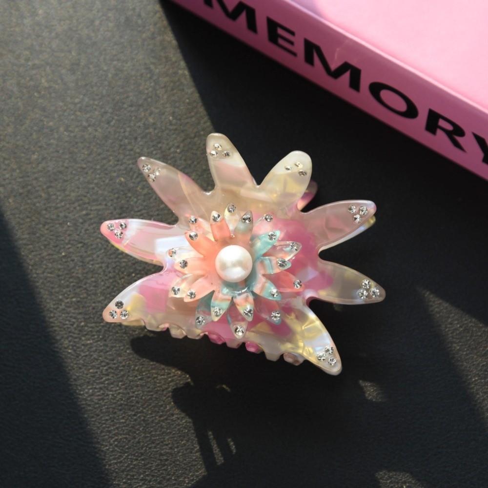 Trendy Classic Sunflower Hair Claw Rhinestone Elegant Temperament Hair Accessories Lady Style Acetate Hair Claw Clips For Women