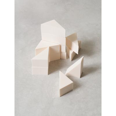 Daiso Triangular Wedge Puffs  Pack Of 12