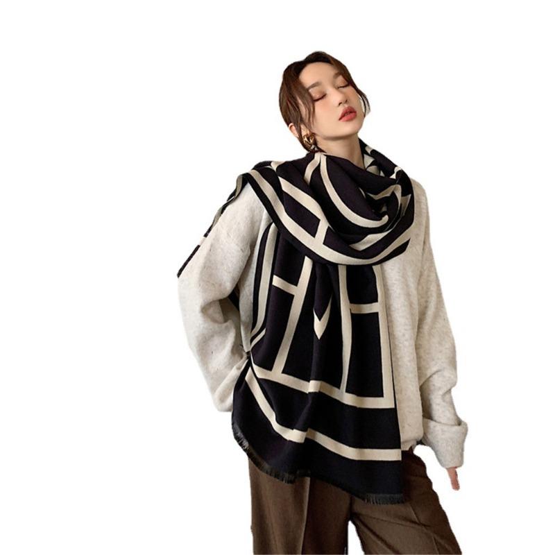 Winter New Imitation Cashmere Letter Jacquard Scarf Women's Thickened Versatile Scarf Double-sided Fashion Fringed Warm Shawl