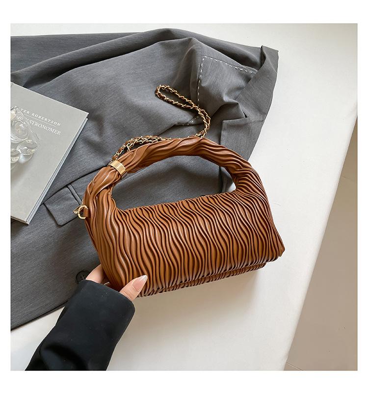 Fashion High-end Sense Retro Handbag Women's 2025 New Pleated Versatile Shoulder Underarm Bag Messenger Bag