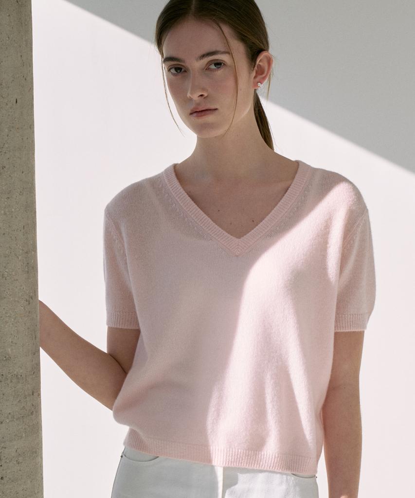 JE NE SAIS QUOI Sheer Cashmere Blended V-Neck Short Sleeve Knit_Pale Pink