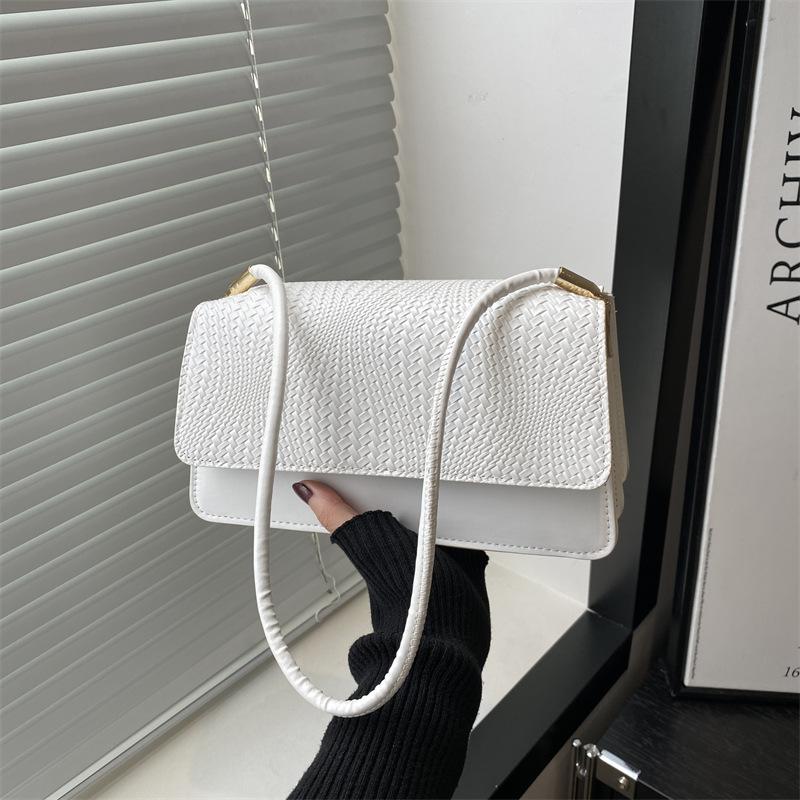 Underarm Small Bag Spring Trendy Texture Retro Shoulder Bag Women's Bag Foreign Style Fashionable Embossed Handbag