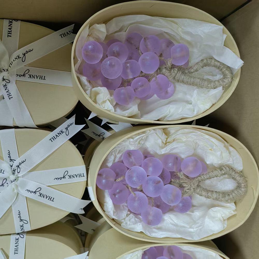 TK Transparent Grape Cluster Soap: Handmade, Long-Lasting Fragrance, Realistic Fruit Shape for Bathing and Hand Washing.