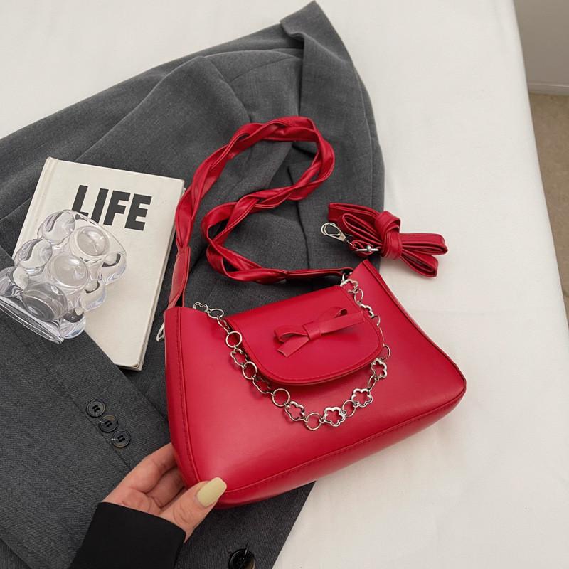 Stylish Chain Strap Women's Bag 2024 New Fashionable Bow Design In Solid Colors