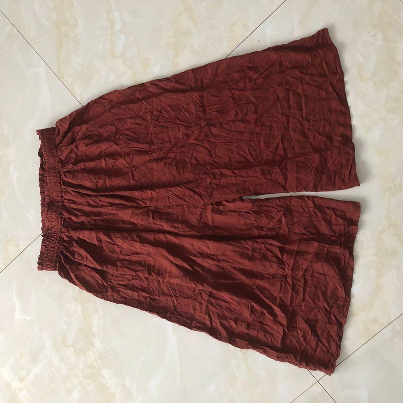 

Японские однотонные вискозные кюлоты Летняя новинка Женские эластичные с высокой талией Однотонные Слимминг Большой размер Укороченные кюлоты 29433 Caramel C- 1-1-3 3L