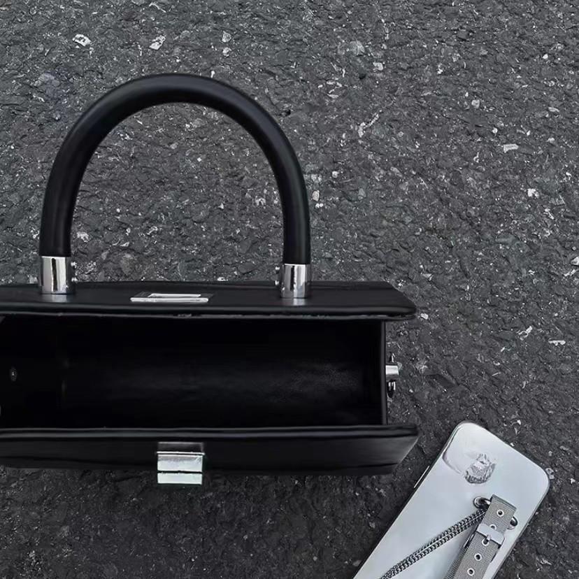 IELGY Текстурная темно-черная ретро-сумка-цилиндр Spice Girl — фото 3