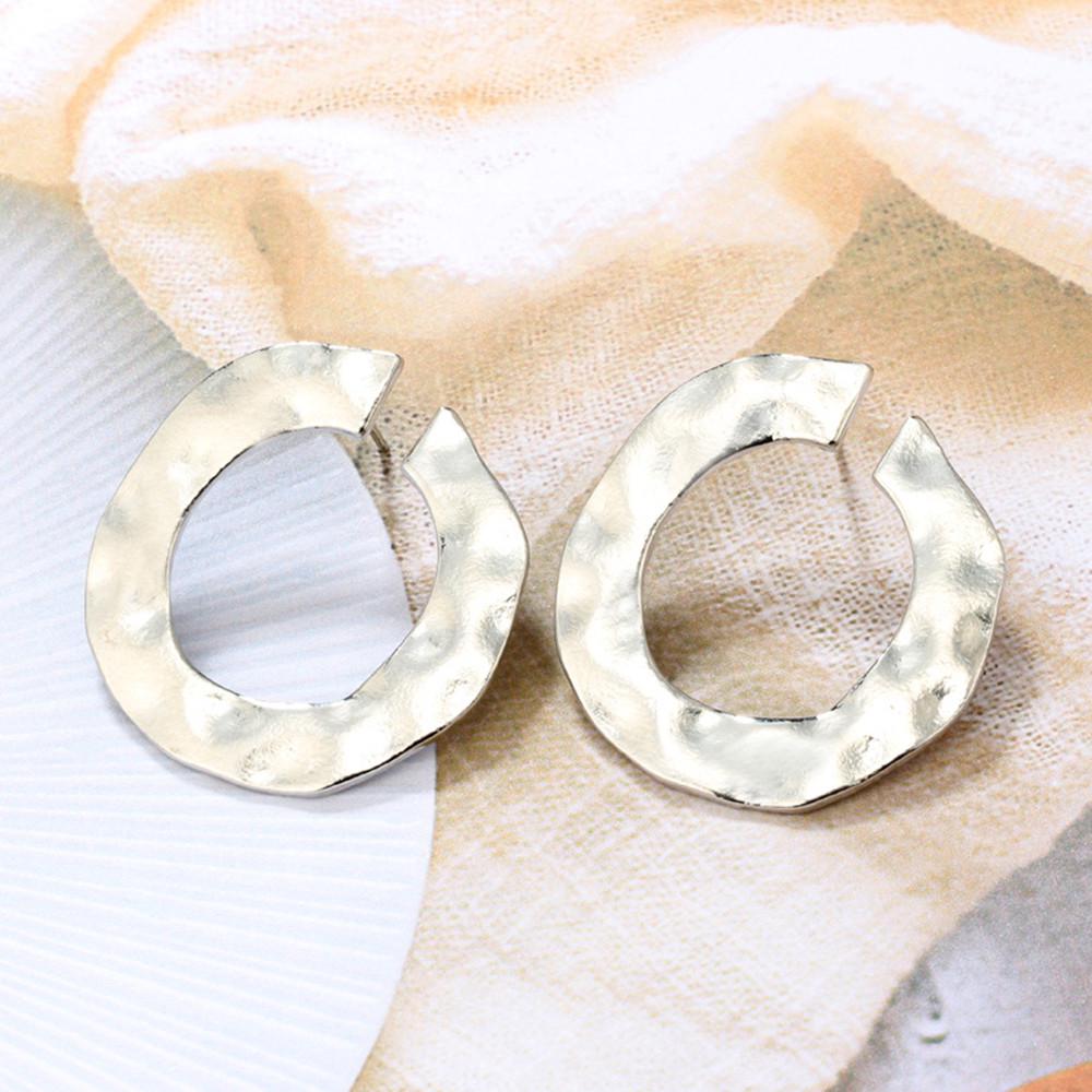 Vintage Gold Punk Twisted Round Stud Earrings for Women Irregular Curved Circle