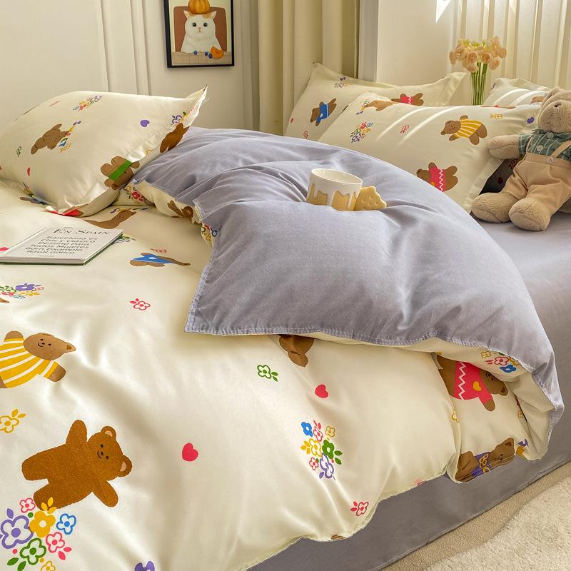 Dormitory Cartoon Printing Three-piece Set, Small Fresh Bed Sheet Quilt Cover, Skin-friendly Four-piece Set