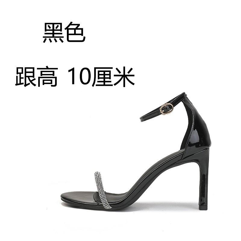 Silberne High Heels mit Frühling und Sommer neuem Feenstil Temperament vielseitig Lack Strass Stiletto Sandalen Damen