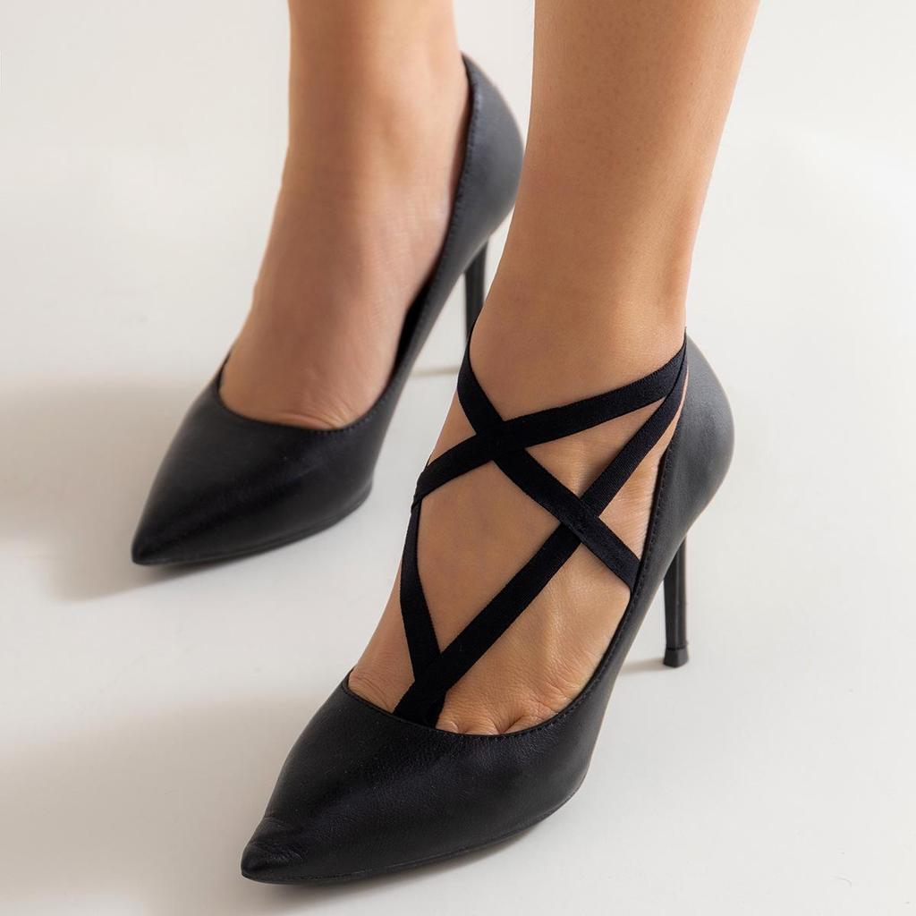 Women's European & American Style Elastic Beach Anklet with Black Fabric Ornament