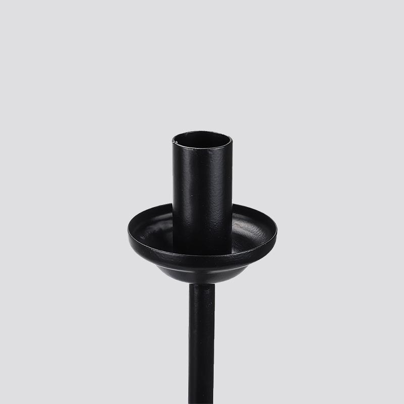 Iron Art European Style Living Room Candle Holder Desktop Ornaments Black Chic Candlestick Decorative Home Decoration
