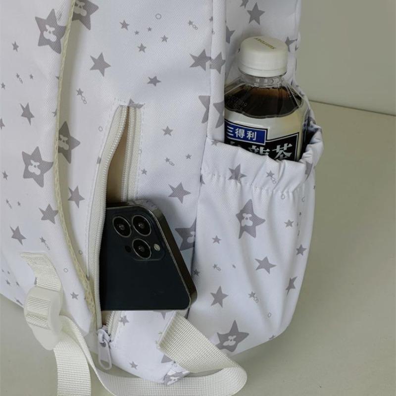 Nowy tornister jest wartościowy, świeży, słodki i uroczy, a plecak w gwiazdki jest lekki dla uczniów gimnazjum.. Plecak na wiosenną wycieczkę.