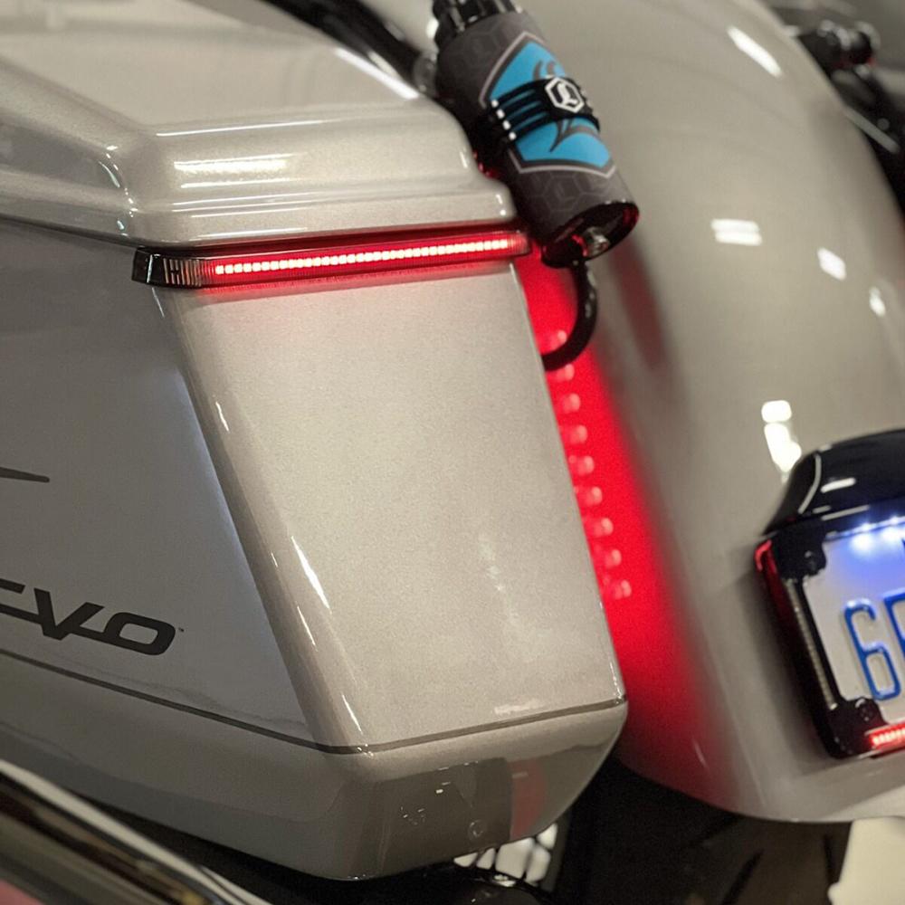 NEUE LED-Tracer-Rücklicht-Satteltaschenleuchten für Harley CVO Street Glide/Road Glide/ST (2023–2025) - Blinker/Bremslicht/Fahrlicht-Anzeige