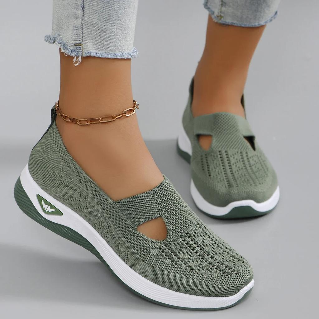 Fashion Women's Shoes Spring New Middle Aged and Elderly Mom Shoes Soft Soled Breathable Women's Casual ShoesSports Shoes