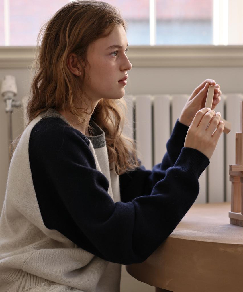 ANDNEEDS Clay Raglan Knit (Navy)