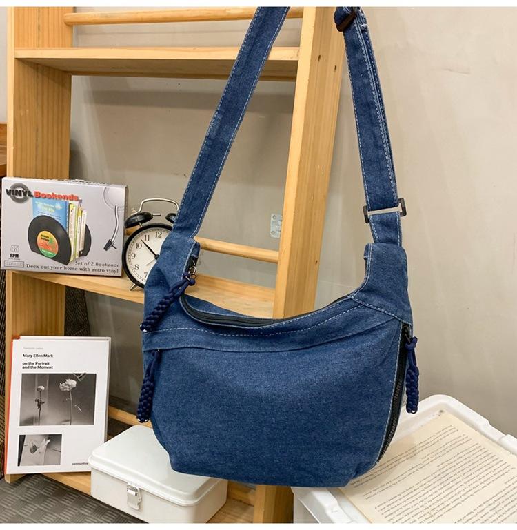 

Японская простая большая сумка-мессенджер для женщин 2025 новая студенческая маленькая сумка-портфель на плечо тканевая сумка легкая сумка-пельмень для женщин темно-синий