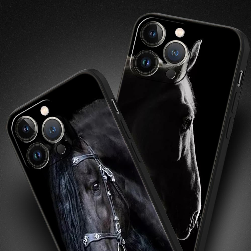Running Horse Wild Animals Luxury Phone Case For iPhone 13 15 14 12 Mini 11 Pro MAX XR X SE XS 7 8 Plus Black Protection Cover