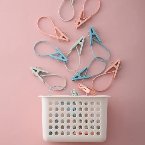 Set of 24 Clothespins In 7 Colors, with Cord, Non-Slip, Strong, for Pole Use, Futon Pegs, Plastic, for Indoor and Outdoor Drying, Non-Slip, Windproof,