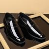 Herren Business Schuhe neue Leder Slipper Herrenschuhe Britische Ein-Pedal eckige Spitze Lackleder glänzend Hochzeitsschuhe lässige Lederschuhe