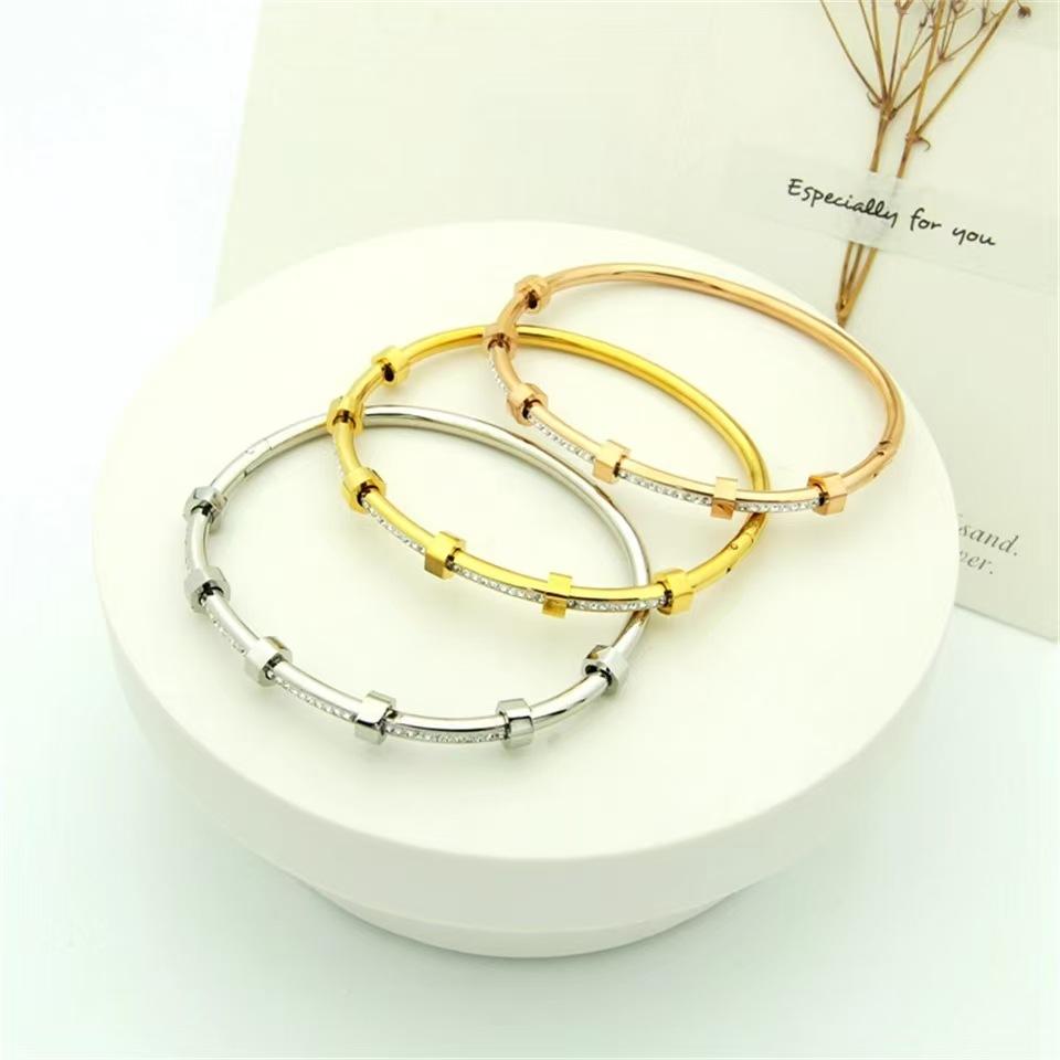 Bracciale Esagonale Creativo e Raffinato con Dado, Bracciale High-end con Chiusura Aperta