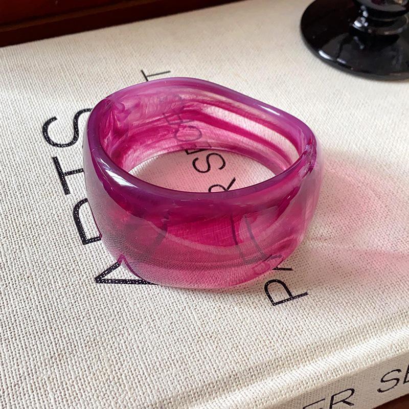 European and American Fashion High-End Marbled Acrylic Bangle Bracelet - Women's Versatile Hand Jewelry