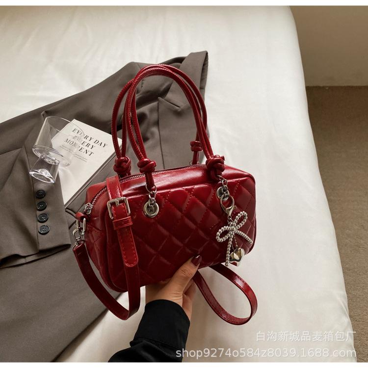 

Bag women s 2025 new crossbody bag summer fashion hot portable diamond check small square bag small carry bag shoulder bag бордовый