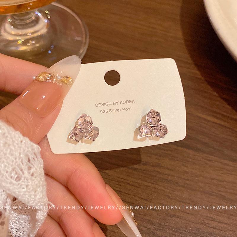 Flash purple square diamond stud earrings female sweet earrings Internet celebrity earrings